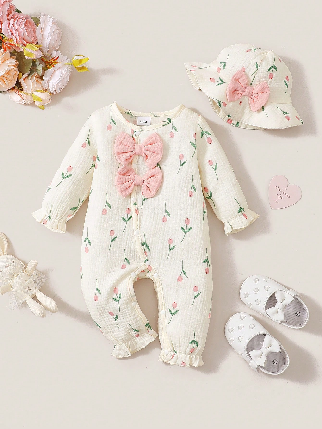 Newborn Baby Girl Romper Floral - طقم رومبير طويل الأكمام من قماش